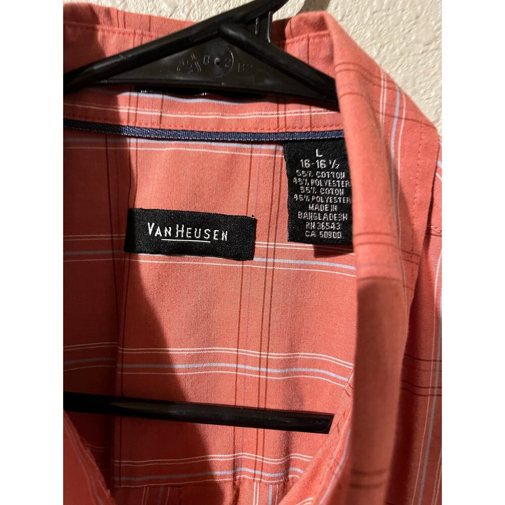 Van Heusen wrinkle free men’s button front shirt size large 16 to 16 1/2 neck - Picture 2 of 4